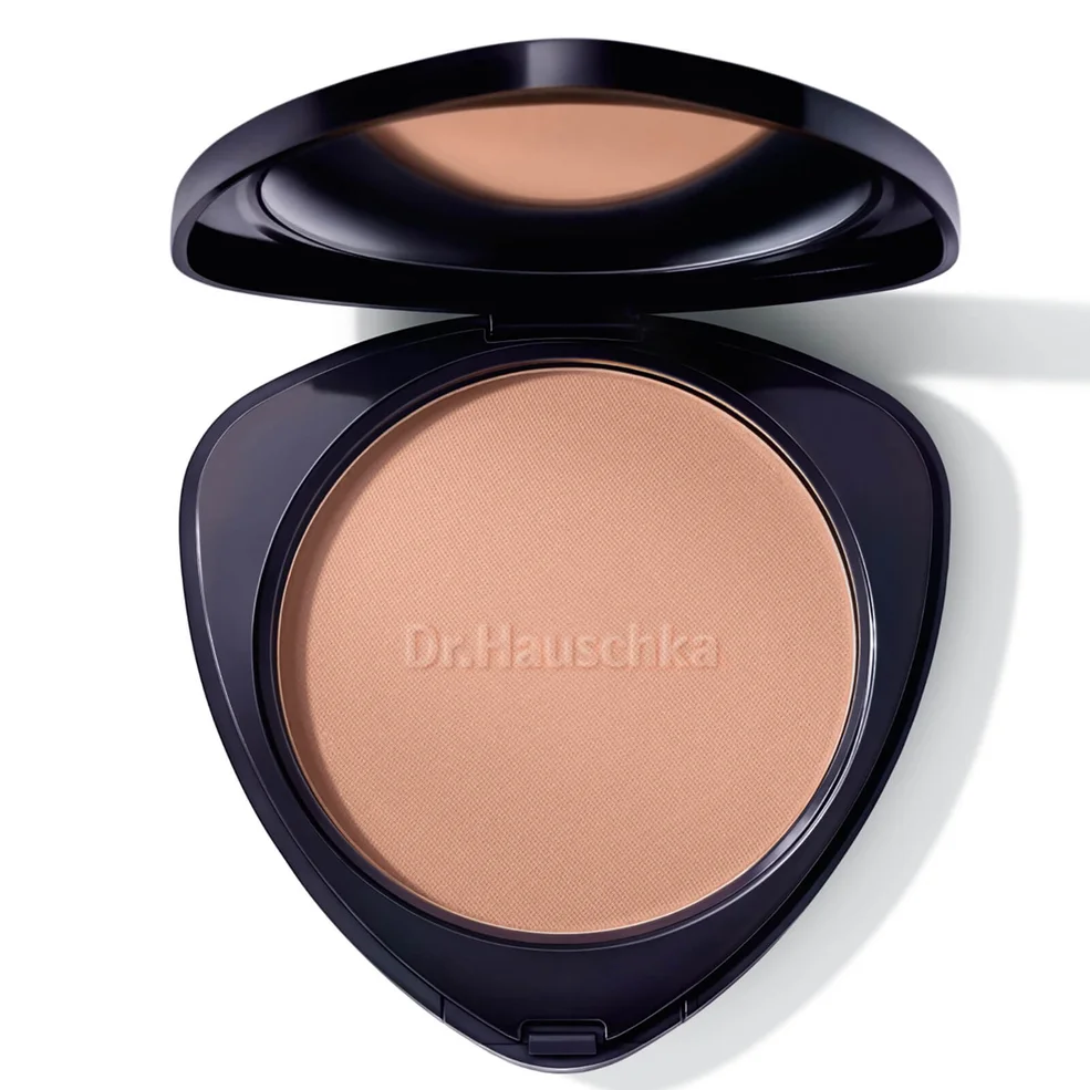 Poudre bronzante Dr. Hauschka – 01 BronzeImage1