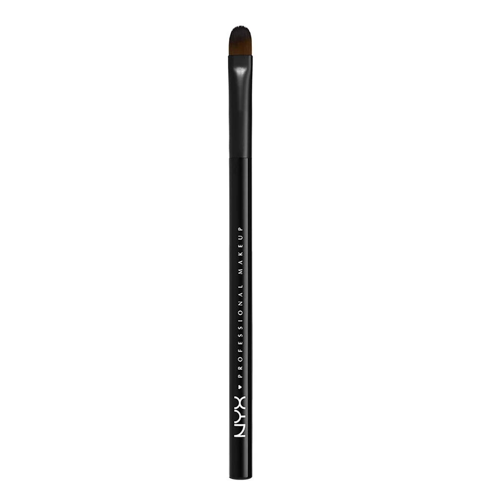 NYX Professional Makeup Pro Flat Detail BrushImage1