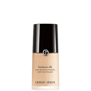 Fond de teint Luminous Silk Giorgio Armani 30 ml (différentes teintes disponibles) - Shade 3