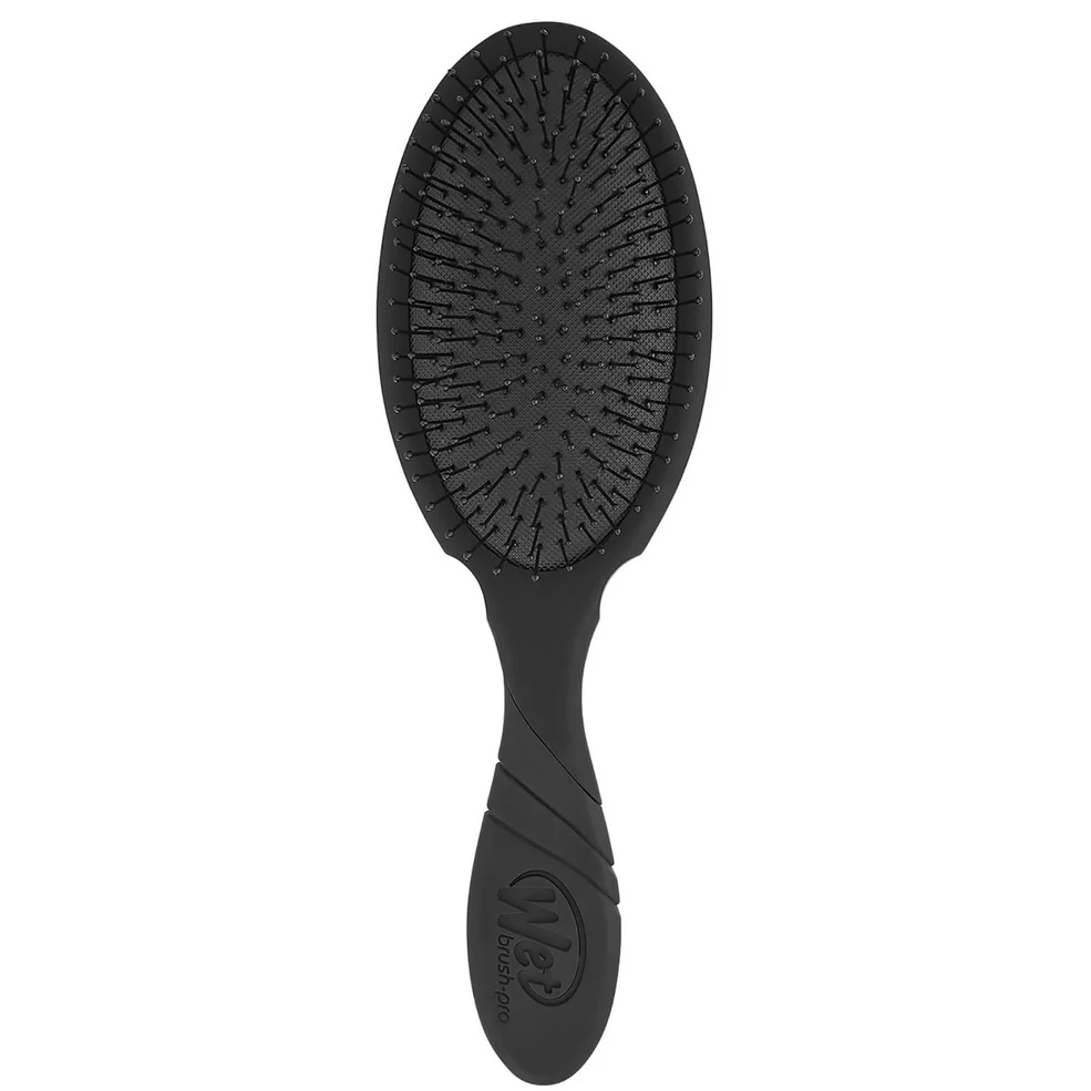 WetBrush Pro Detangler - BlackImage1