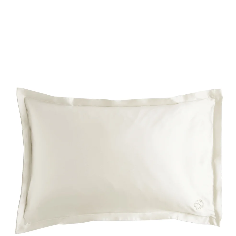ESPA Home Oxford Edge Silk Pillowcase - Pearl WhiteImage1