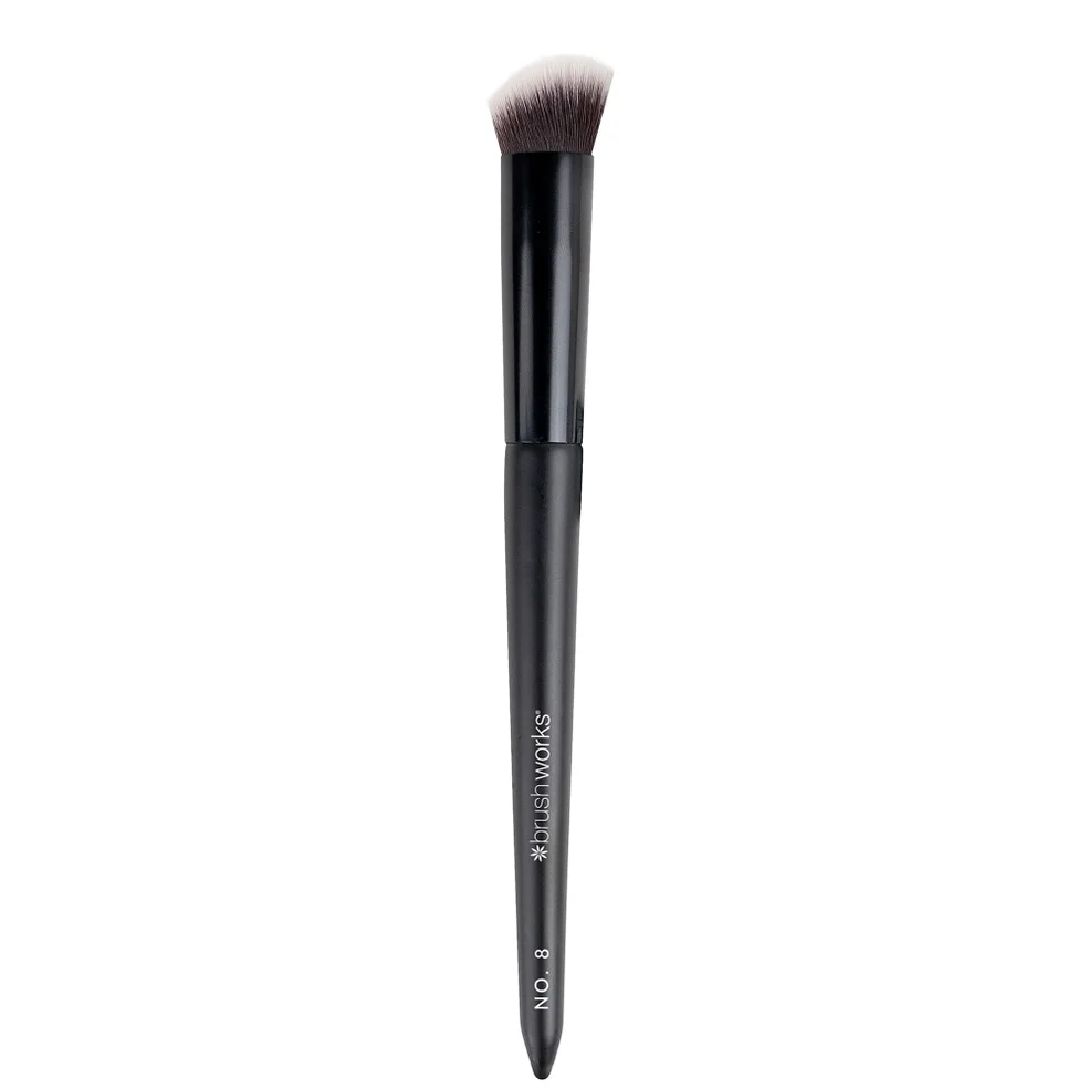 brushworks No. 8 Precise Angled Concealer Buffing BrushImage1