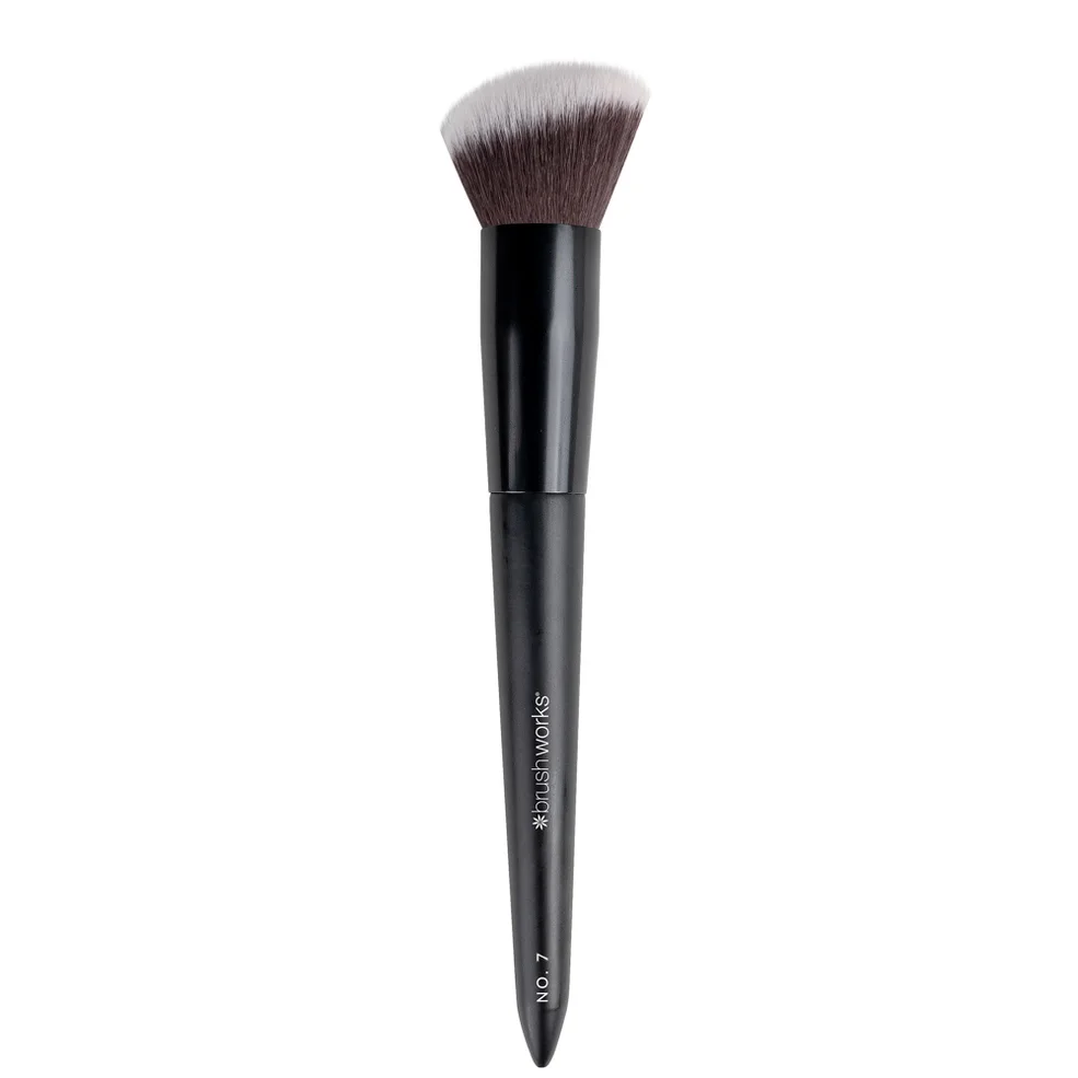 brushworks No. 7 Angled Blush BrushImage1