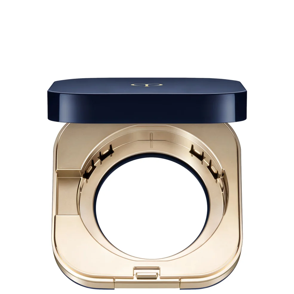 Clé De Peau Beauté Radiant Cushion Foundation CaseImage1