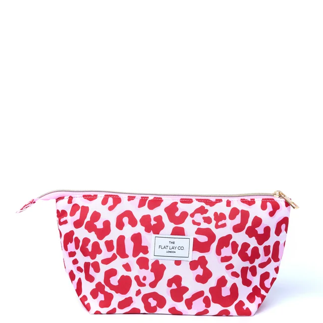 The Flat Lay Co. Trousse Essentielle Léopard Rose