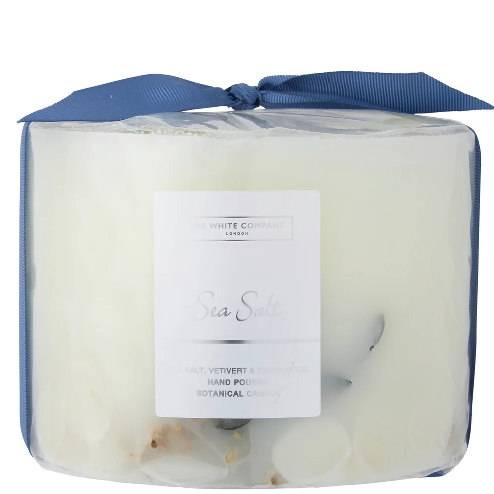 The White Company Sea Salt Large Botanical Candle 1.6kgImage1