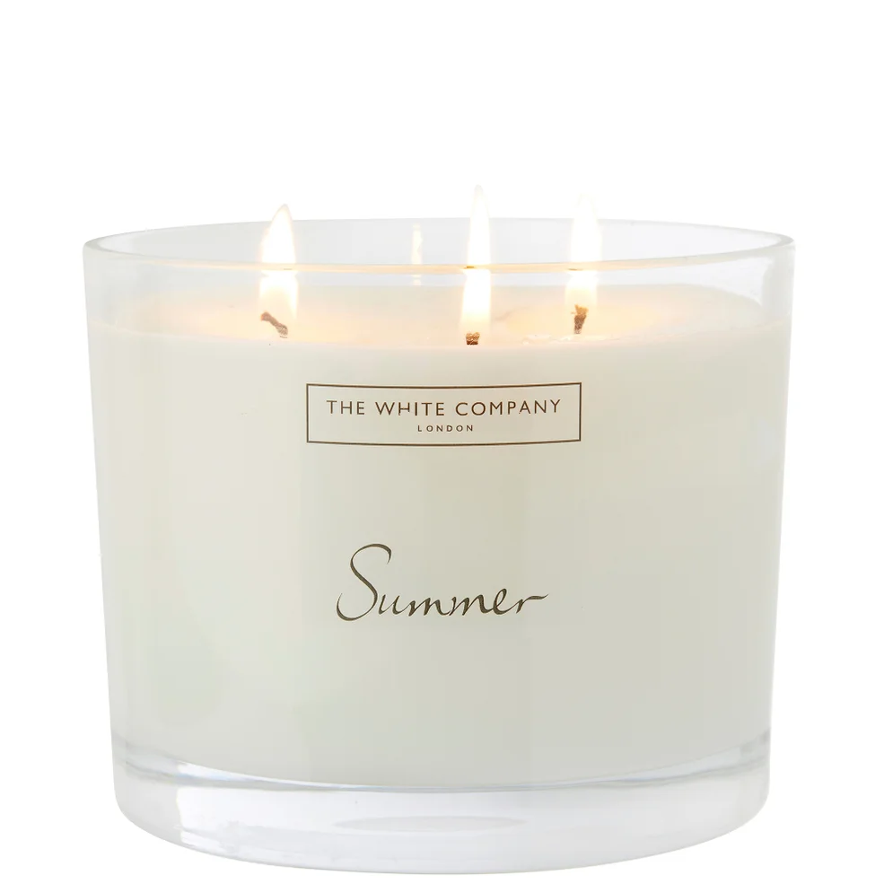 The White Company Summer Large Candle 770gImage1